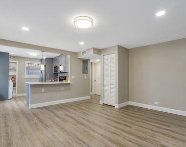 1225 W 10th Street - Photo Thumbnail 1