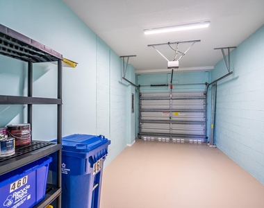 460 Rainbow Springs Terrace - Photo Thumbnail 23