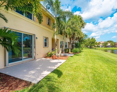 460 Rainbow Springs Terrace - Photo Thumbnail 33