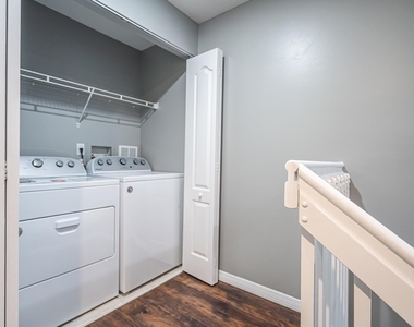 460 Rainbow Springs Terrace - Photo Thumbnail 13