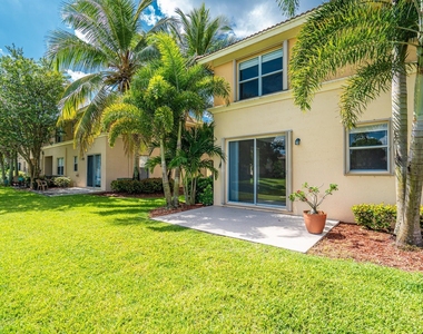 460 Rainbow Springs Terrace - Photo Thumbnail 31