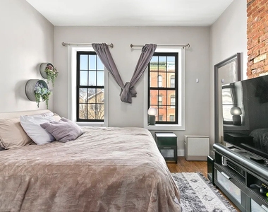 40 Granite Street - Photo Thumbnail 2