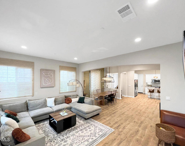 1653 Range Road - Photo Thumbnail 5