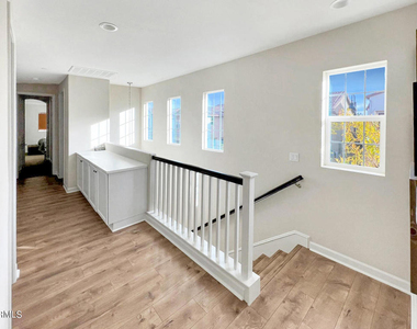 1653 Range Road - Photo Thumbnail 9