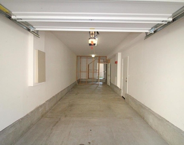3139 Lisbon Lane - Photo Thumbnail 17
