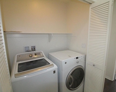 3139 Lisbon Lane - Photo Thumbnail 19