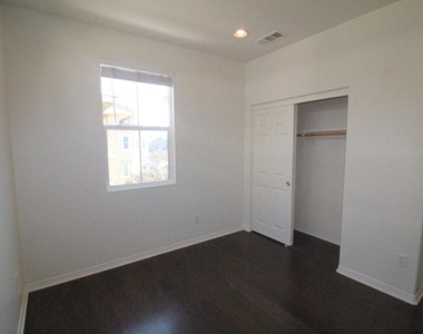 3139 Lisbon Lane - Photo Thumbnail 26