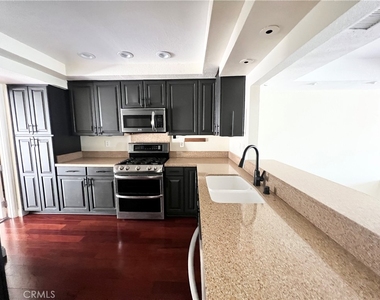 3312 Tempe Drive - Photo Thumbnail 2