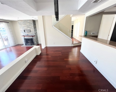3312 Tempe Drive - Photo Thumbnail 5
