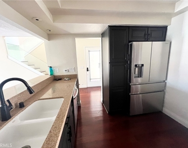 3312 Tempe Drive - Photo Thumbnail 4
