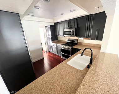 3312 Tempe Drive - Photo Thumbnail 3