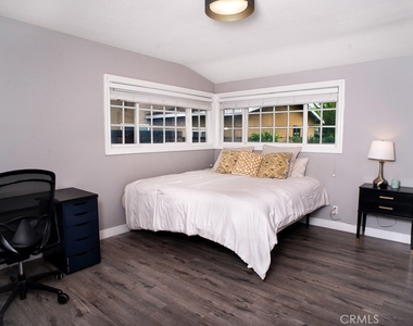 17249 Raymer - Photo Thumbnail 5