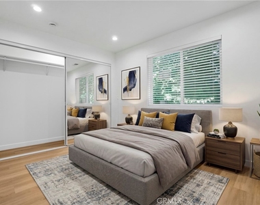 16120 Haynes Street - Photo Thumbnail 25