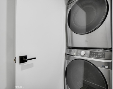 16120 Haynes Street - Photo Thumbnail 17