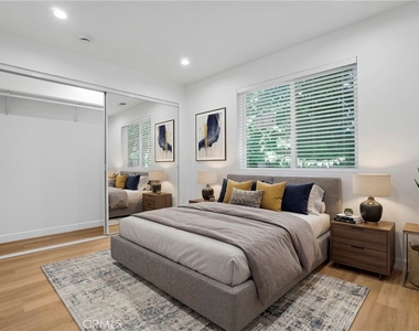 16118 Haynes Street - Photo Thumbnail 25