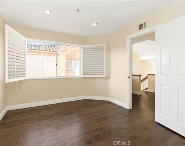 114 Cartier Aisle - Photo Thumbnail 5