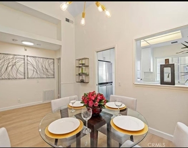 5 Wellesley - Photo Thumbnail 4