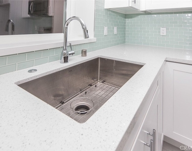 245 Beverly Street - Photo Thumbnail 17