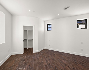 34191 San Mareno - Photo Thumbnail 9