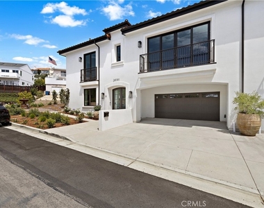 34191 San Mareno - Photo Thumbnail 2
