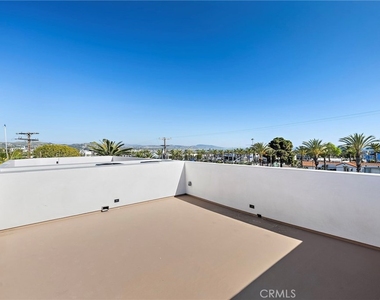 34191 San Mareno - Photo Thumbnail 26