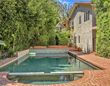 7161 Grasswood Avenue - Photo Thumbnail 42