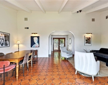 7161 Grasswood Avenue - Photo Thumbnail 7
