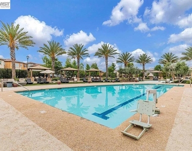 6180 Alpine Blue Dr - Photo Thumbnail 25