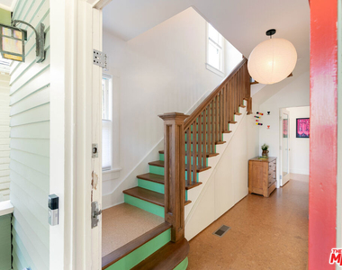 5676 Hub Street - Photo Thumbnail 11