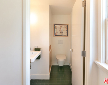 5676 Hub Street - Photo Thumbnail 25