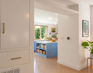 5676 Hub Street - Photo Thumbnail 15