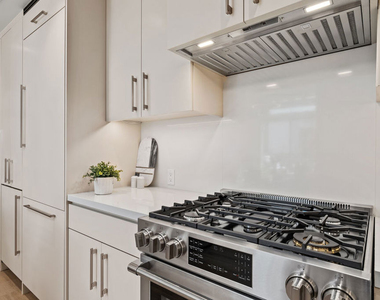 130 S Sepulveda Boulevard - Photo Thumbnail 27