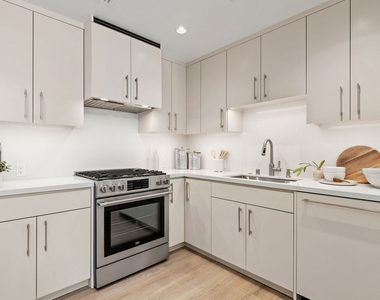 130 S Sepulveda Boulevard - Photo Thumbnail 26