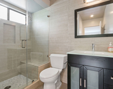 3004 Glenn Avenue - Photo Thumbnail 4