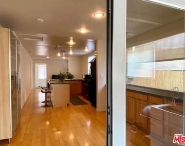 11673 Mississippi Avenue - Photo Thumbnail 14