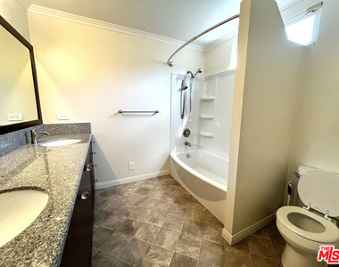 11673 Mississippi Avenue - Photo Thumbnail 6