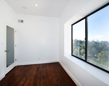 2013 Cyprean Drive - Photo Thumbnail 19