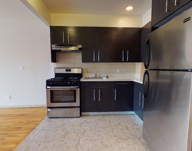 67-13 Austin Street - Photo Thumbnail 4