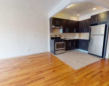 67-13 Austin Street - Photo Thumbnail 5