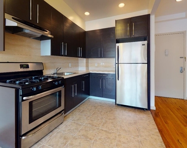 67-13 Austin Street - Photo Thumbnail 3