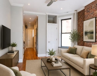 Mott Street - Photo Thumbnail 7