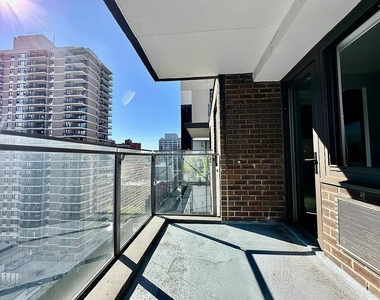 West 96th Street - Photo Thumbnail 10