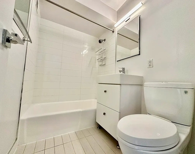 West 96th Street - Photo Thumbnail 9