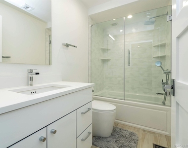 27 Pine Street - Photo Thumbnail 37