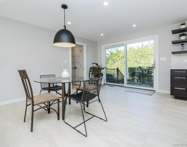 27 Pine Street - Photo Thumbnail 17