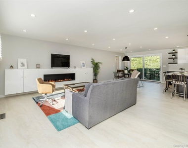 27 Pine Street - Photo Thumbnail 6
