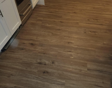 93 Elliott Avenue - Photo Thumbnail 3