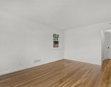330 Harvard Road - Photo Thumbnail 8