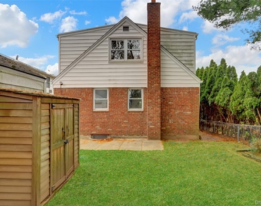 330 Harvard Road - Photo Thumbnail 5