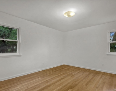 330 Harvard Road - Photo Thumbnail 20